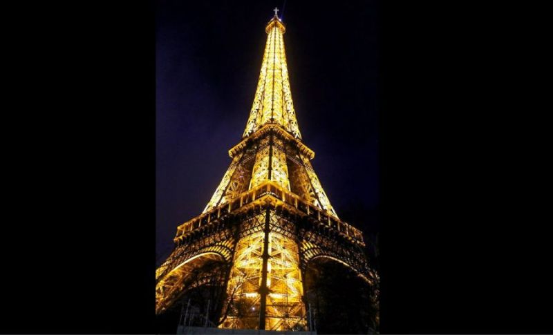 eiffel tower