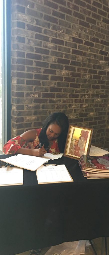 Collective Muse Of The Month- The Mindset Queen and Business Coach, Jasmine L. Thomas